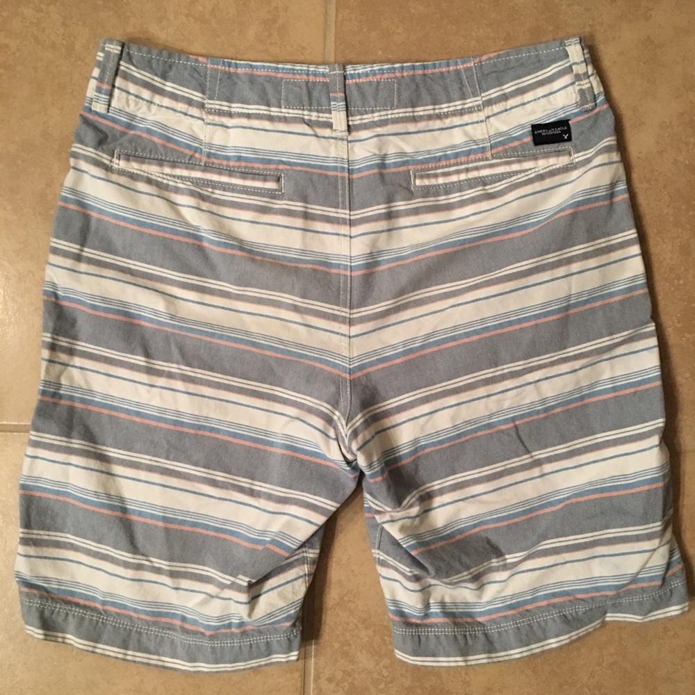 American Eagle Classic Horizontal Stripe Shorts - Picture 6 of 6